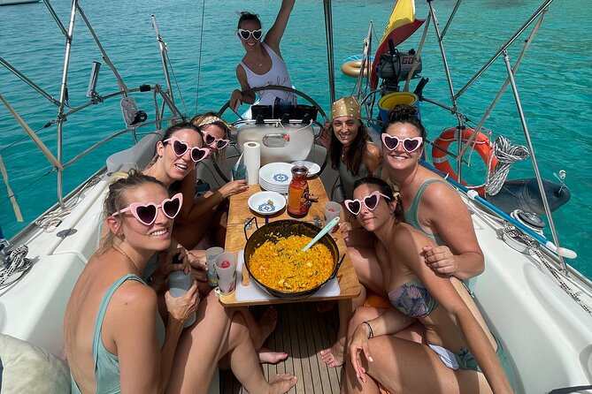 Private sailing with Paella and Tapas in Palma - Price and value: is $574.67 per group a good deal?