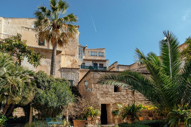 PRIVATE TOUR of Palma de Mallorca: Highlights & Hidden Gems - Ca’n Oms: a snack break that keeps your energy up