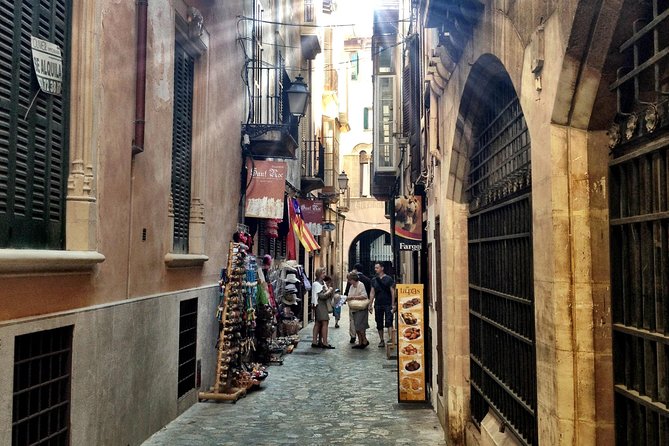 Private Tour: Palma de Mallorca Old Town - What the “Modernist Side” Looks Like in Real Life