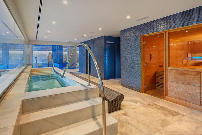 Relaxing back massage & day SPA - Your back massage in a private room, and how to get more from it