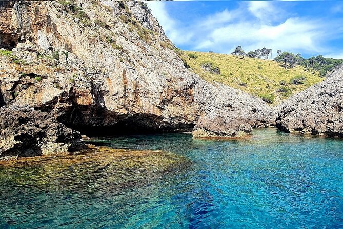 Safari Alcudia Jack Sparrow cave tour 90MIN - Price, time, and what 229 dollars buys you