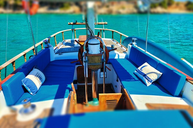 Sailing Flavors, Gastronomy and Relaxation at Sea - Meet at Real Club Náutico de Palma, then let Captain Angel lead