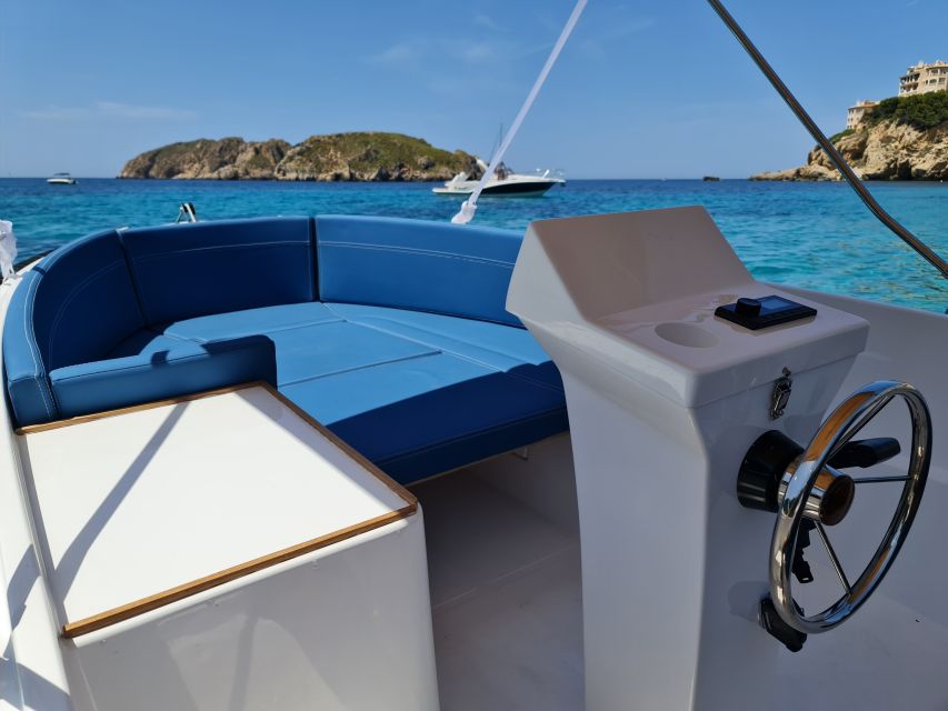 Santa Ponsa: Private Boat Rental with No Licence Necessary - Getting Trained and Choosing Your First Move