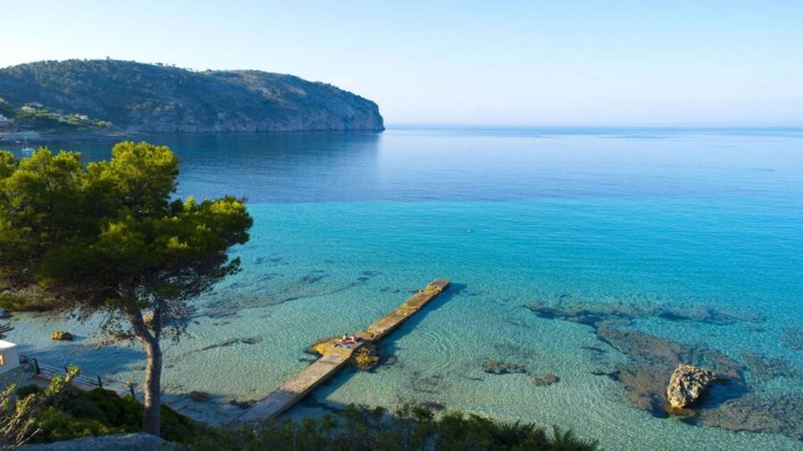 Santa Ponsa: Private Boat Rental with No Licence Necessary - Hanging Out at Anchor: Sun, Swimming Ladder, and Easy Relaxing