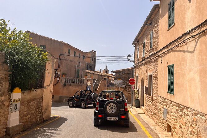 Self Drive 4x4 Off Road Jeepsafari Tour Mallorca - The Guide Style That Makes the Difference