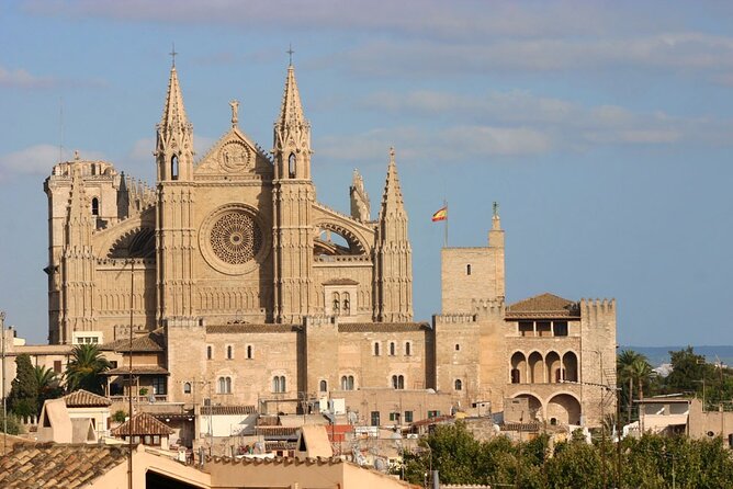 Self-Guided Audio Tour - The Legends of Palma - Square de la Seu and Square de la Mar as your breathing points
