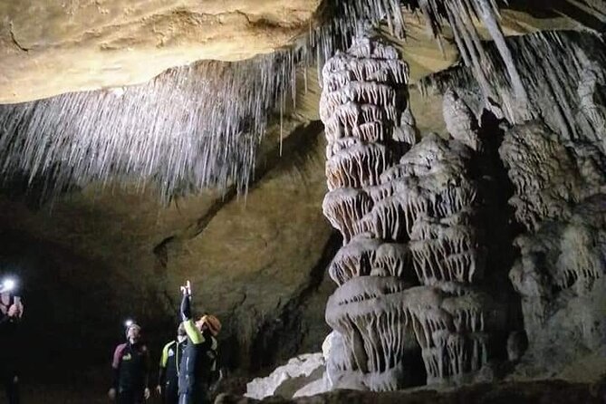 Small-Group Cova de Coloms Sea Caving Tour in Mallorca - Safety, sea conditions, and why guides matter so much