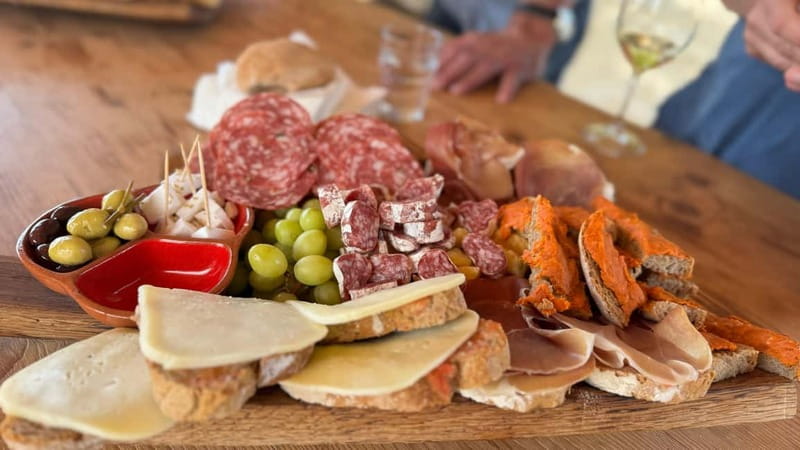 Small group- Exclusive Olive Oil & Wine Tour Mallorca - The Mallorcan Bodega Tour: Wine Tasting with Tapas Pairings