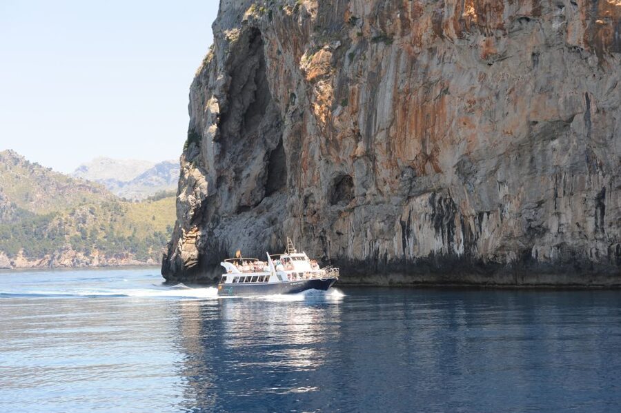 Sóller: Boat Trip to Sa Calobra and Torrent de Pareis - A Day of Boat Views and a Real Ravine Walk from Sóller