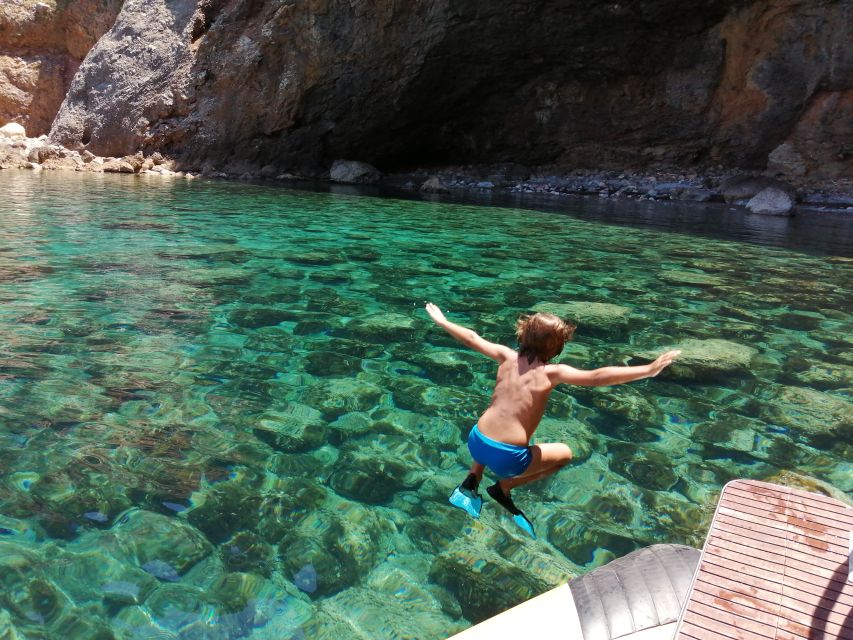 Soller: Sa Calobra & Cala Tuent Speedboat Tour - Cala Tuent: where the Tramuntana scenery turns cinematic