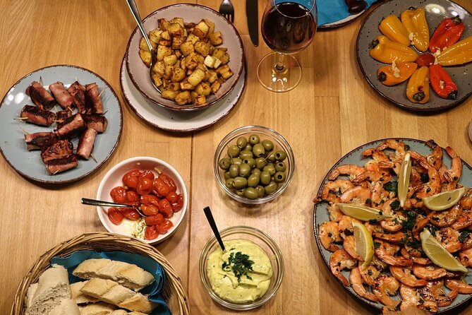 Spanish Cooking Class Palma meals+drinks 7 dishes Full meals - Where the Palma class happens, and what that means for your timing