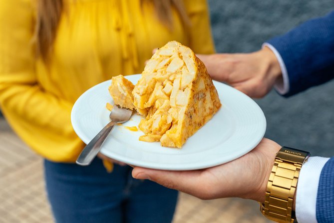 The Award-Winning PRIVATE Food Tour of Mallorca: The 10 Tastings - Drinks, Chocolate Moments, and Dietary Options