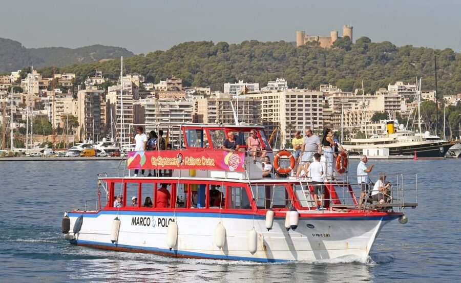The Best of Palma: Boat trip, Walking tour and Cathedral - Getting Oriented at Parc de la Mar (The 11:25 Start)