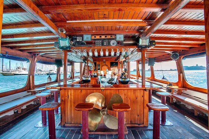 Top rated boat in Mallorca Barca Samba - Why Palma Bay looks good from a boat (and why 2:30 pm works)