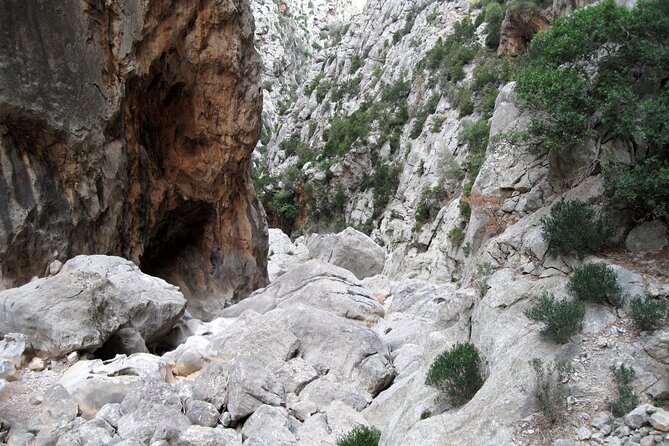 Torrent de Pareis - Morning start at Oratori de Sant Pere, then straight into the gorge mood