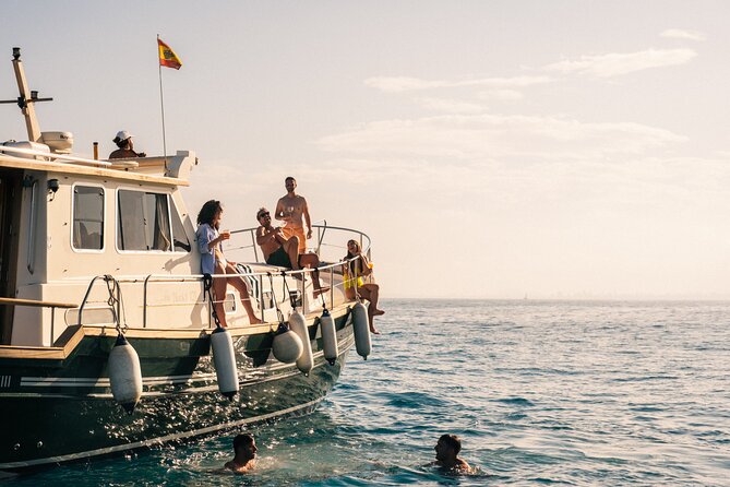 Traditional Boat Sailing Tour from Port of Palma - Who should book this traditional boat tour from Palma, and who should rethink